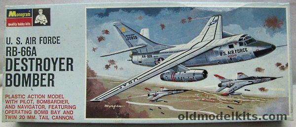 Monogram 1/83 US Air Force RB-66A Destroyer Bomber - Blue Box Issue, PA176-100 plastic model kit